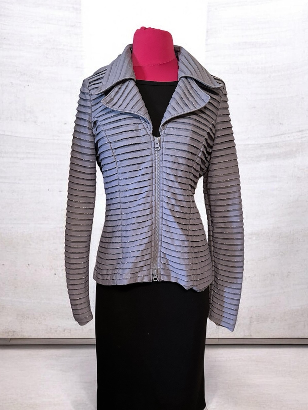 CLARA SUNWOO Light Gray Textured Ribbed Zip Front Jacket